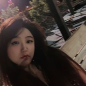 Meet your Posher, Yurong